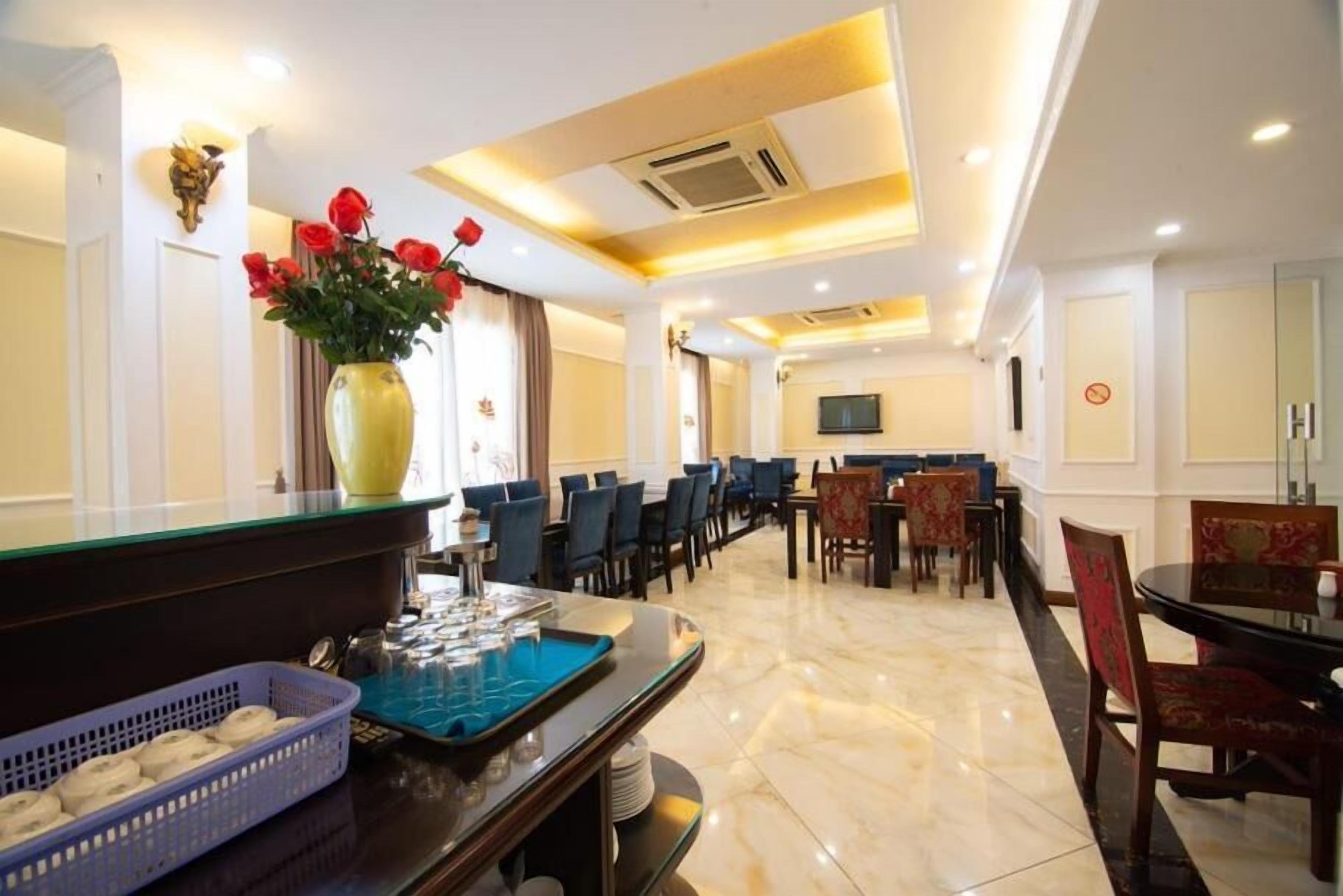 A25 Premium Hotel - 15 Tran Quoc Toan — Photos 2
